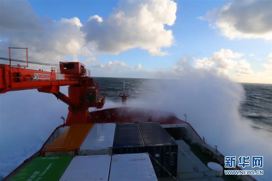 (“雪龍”探南極·圖文互動(dòng))(3)“雪龍兄弟”雙雙穿行西風(fēng)帶