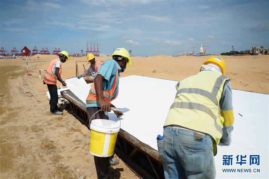 (國(guó)際·圖文互動(dòng))(6)通訊:“五年我們?yōu)樗估锾m卡造出一片新土地”——科倫坡港口城人的自豪與希冀