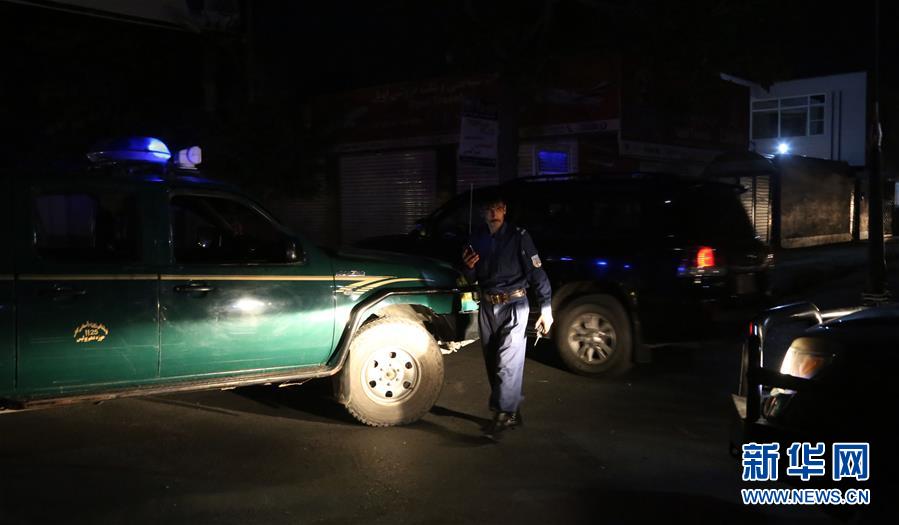 (國際)(3)阿富汗首都發(fā)生自殺式襲擊致2死2傷