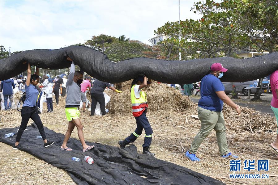 (國(guó)際)(6)毛里求斯總理稱(chēng)擱淺貨船已停止漏油 但船體有進(jìn)一步破裂風(fēng)險(xiǎn)
