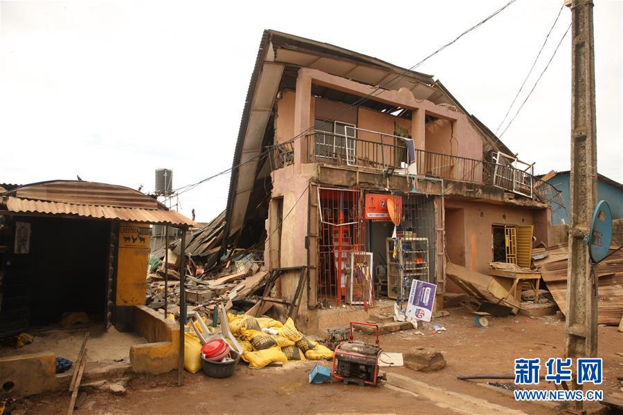 (國際·圖文互動)(6)尼日利亞南部一燃?xì)庹颈ㄖ轮辽?人死亡