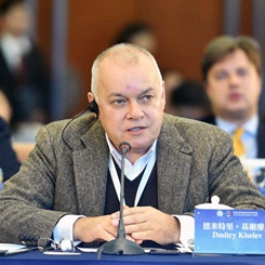 今日俄羅斯國(guó)際新聞通訊社社長(zhǎng)基謝廖夫呼吁建立金磚國(guó)家信息網(wǎng)、金磚國(guó)家電臺(tái)