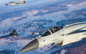 2017軍旅影像：這一年，中國戰(zhàn)機(jī)很忙